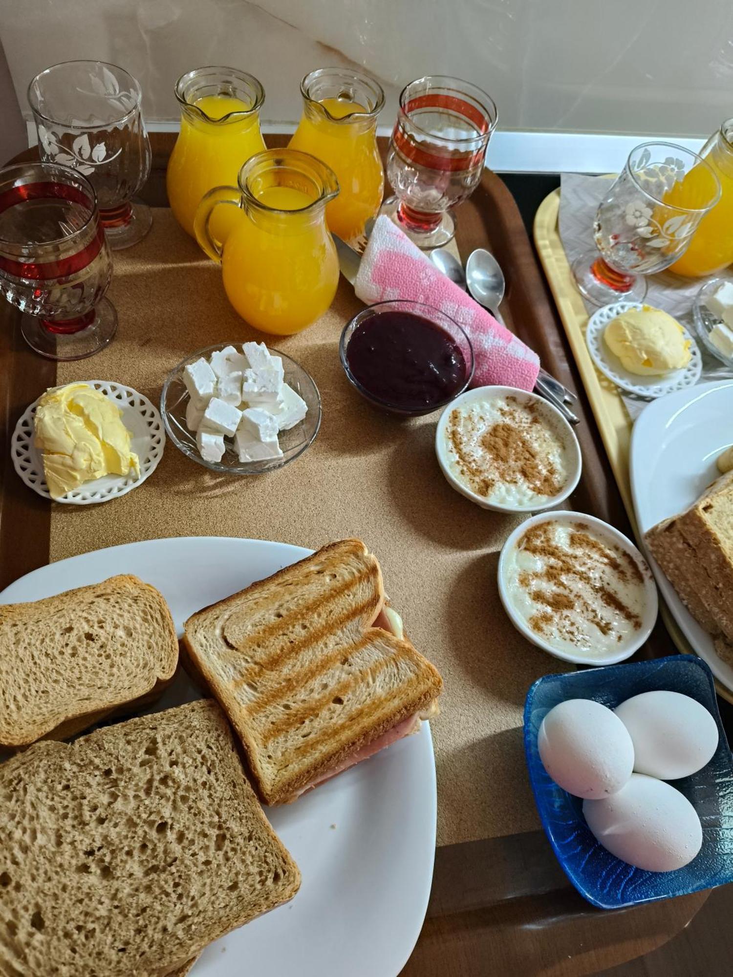 Ajilin Hotel Rooms Görice Dış mekan fotoğraf