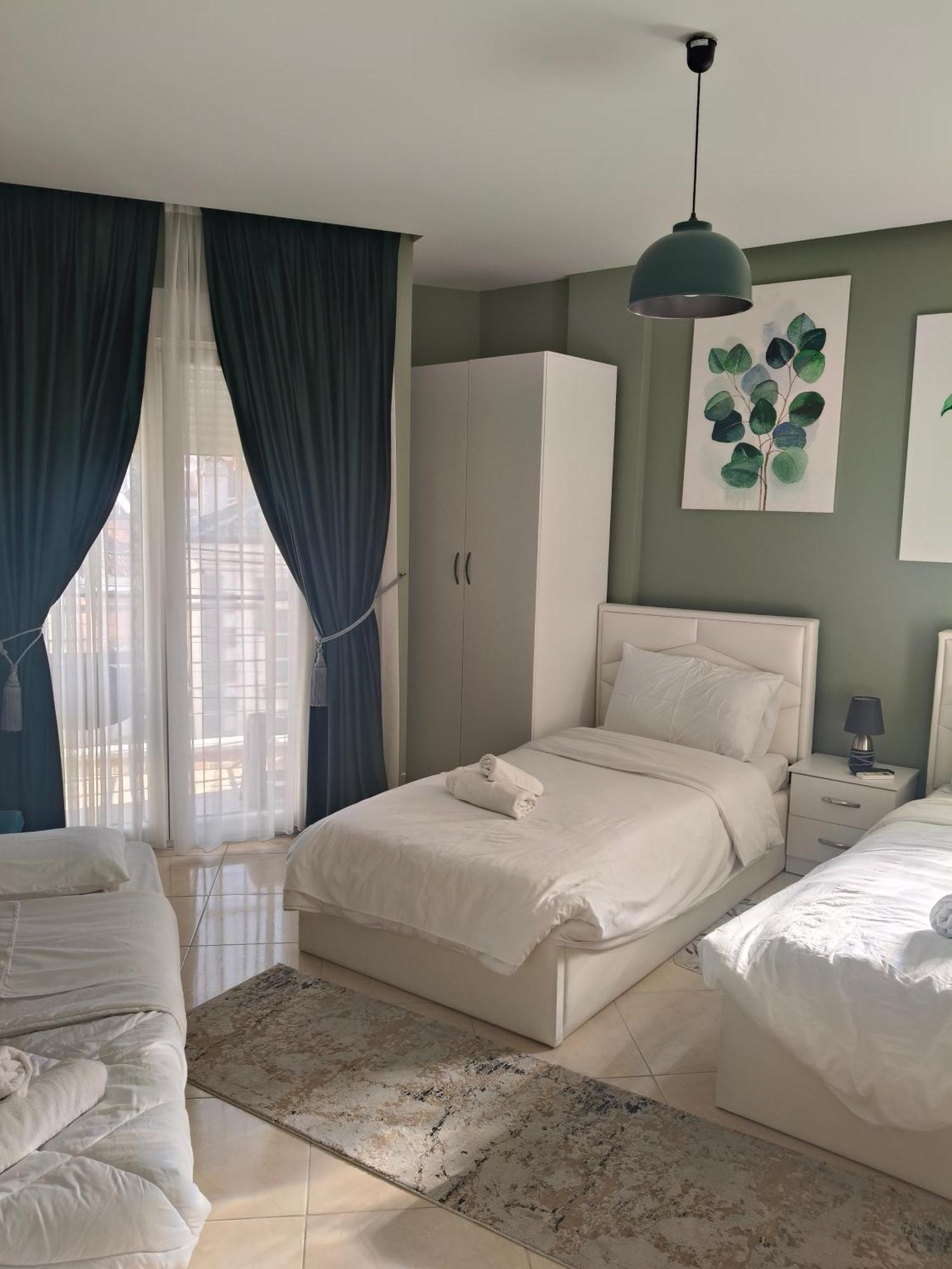 Ajilin Hotel Rooms Görice Oda fotoğraf